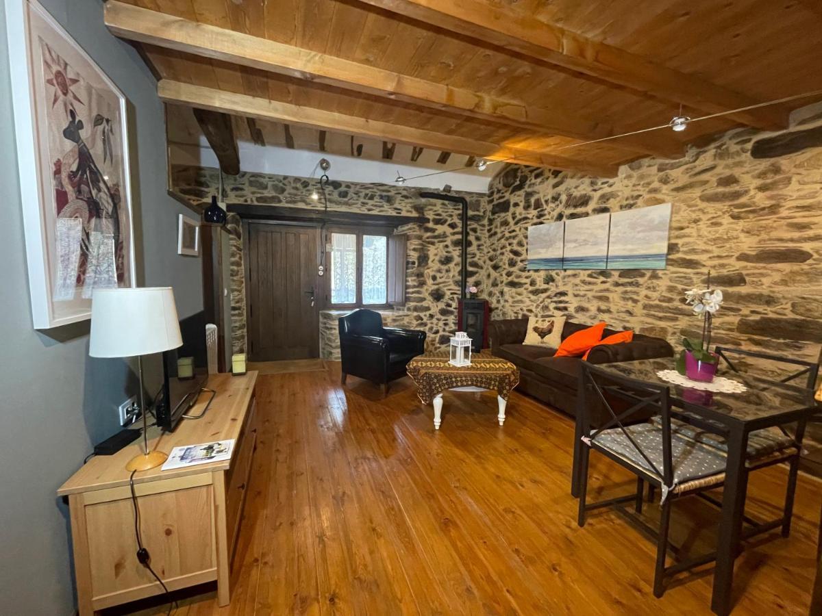 Apartamento Felicitas En La Casa De Cobos, Ribeira Sacra Puebla Del Brollon Bagian luar foto