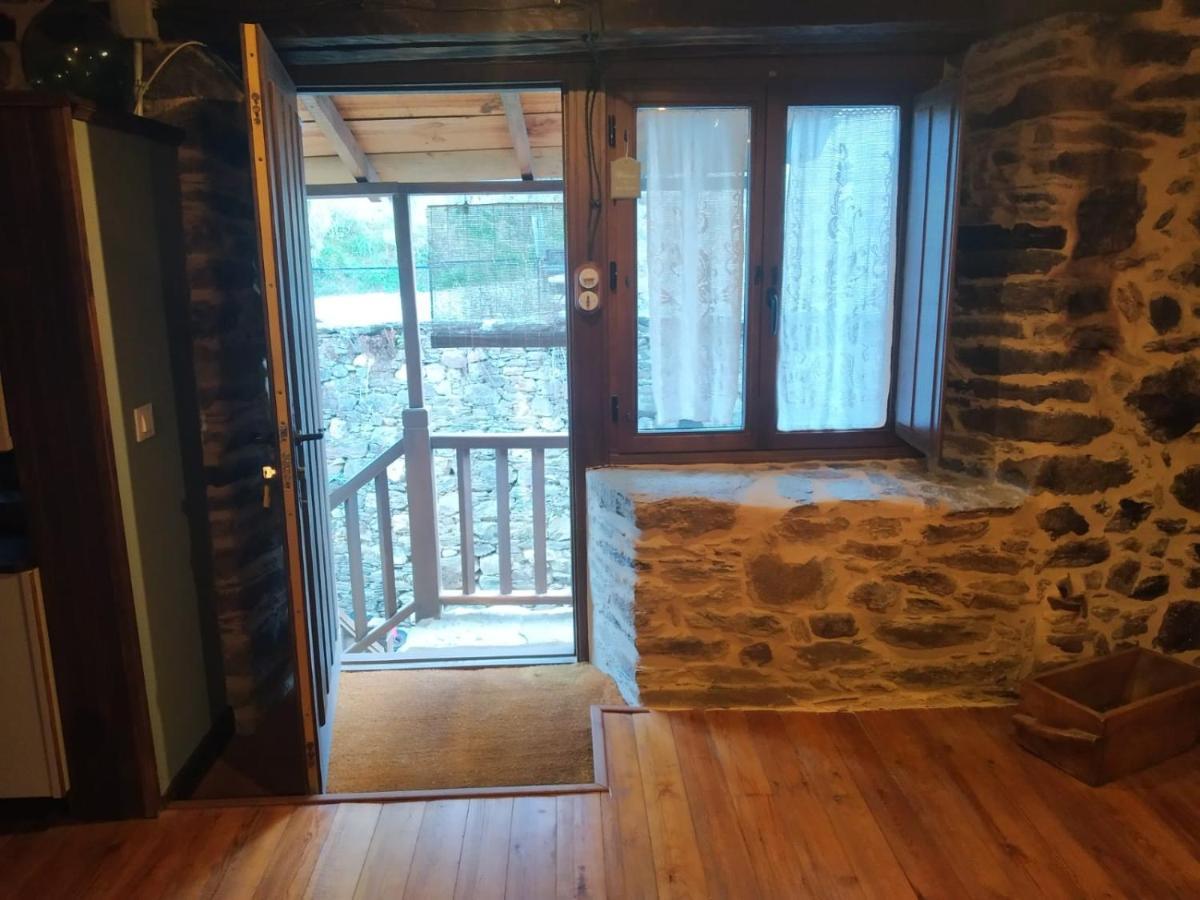 Apartamento Felicitas En La Casa De Cobos, Ribeira Sacra Puebla Del Brollon Bagian luar foto